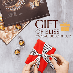 Lindt LINDOR 70% Cacao Dark Chocolate Truffles Box, 156g